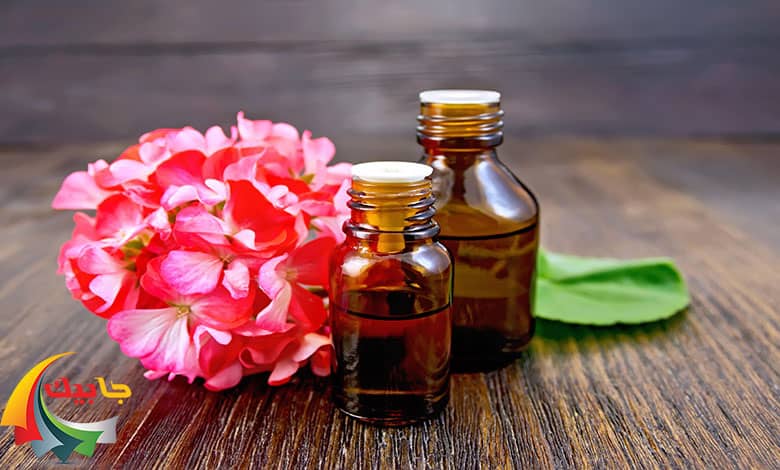 روغن شمعدانی برای درمان خانگی شپش سر